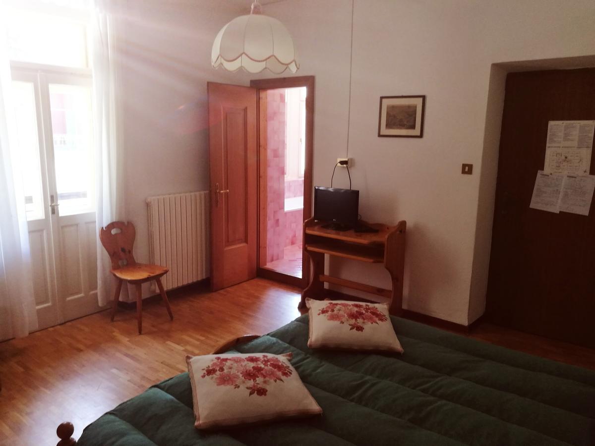 Hotel Fiames Cortina dʼAmpezzo Extérieur photo